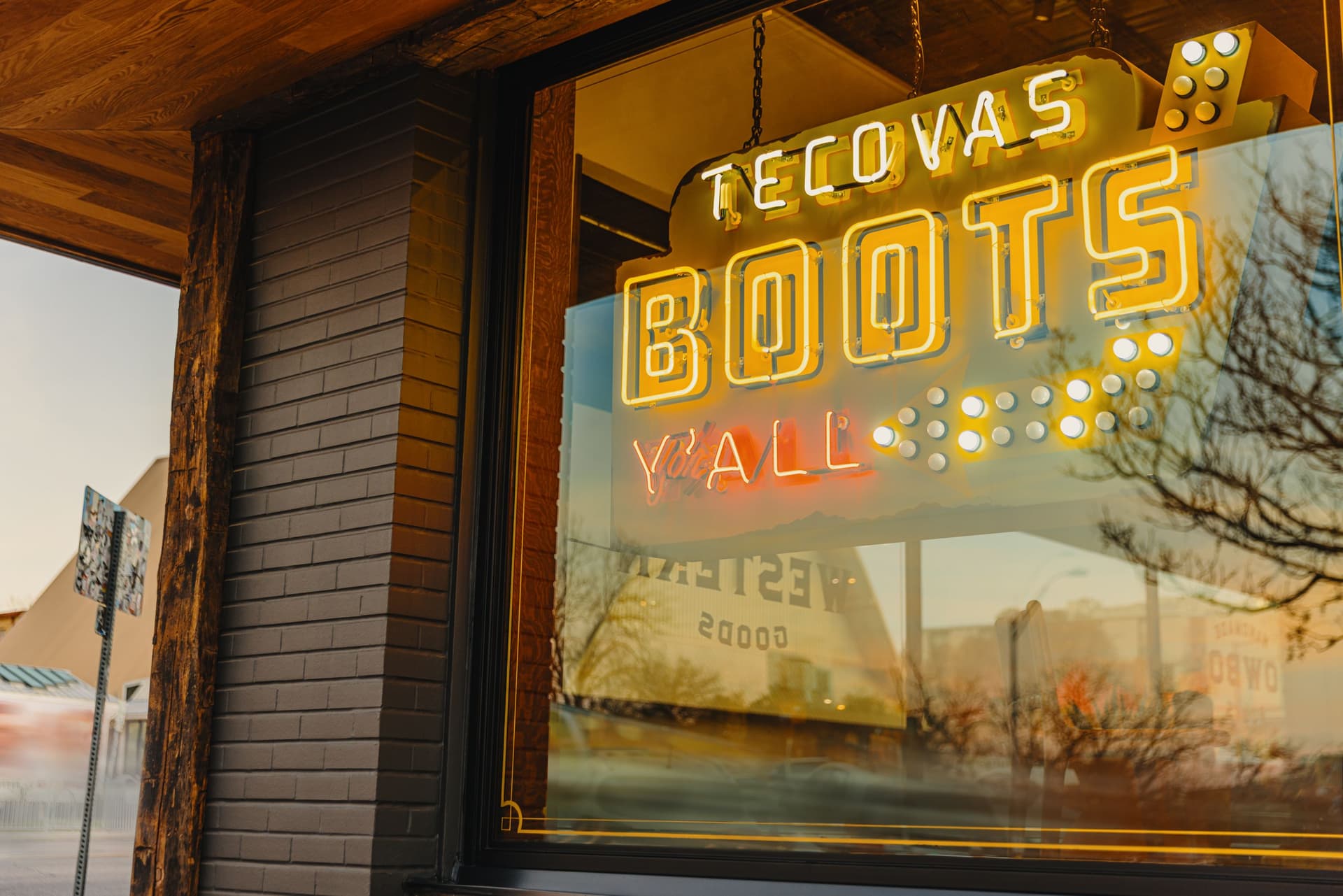 Visit your new Tecovas store in Green Hills today!